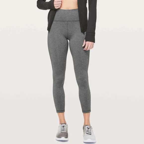 Lululemon TrainTimes 7/8 25" leggings, size 4 - Picture 2 of 12